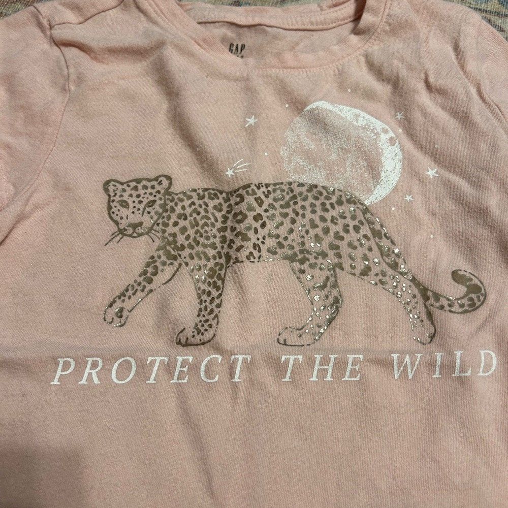 Pink Graphic Tee and Denim Shorts Set - Picture 3 of 5